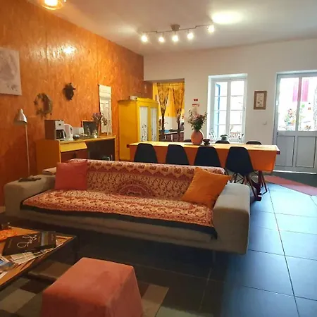 A-tipica בית הארחה Ponta Delgada