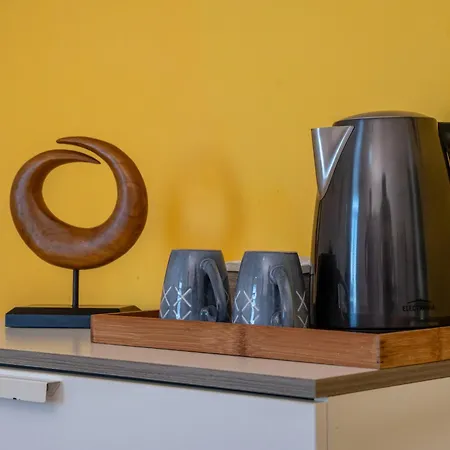 A-típica * Ponta Delgada