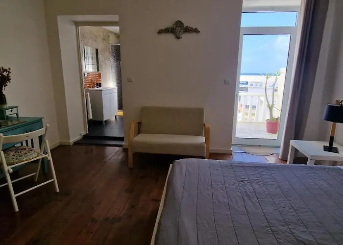 A-tipica Гостевой дом Понта-Делгада