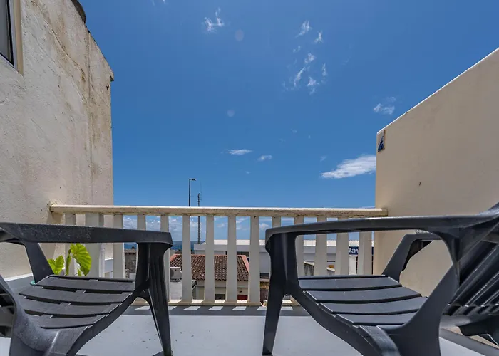 A-típica * Ponta Delgada