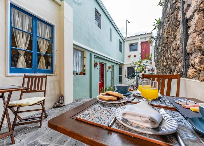 A-típica Gæstehus Ponta Delgada